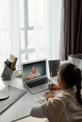 Leider zijn in Dialoog